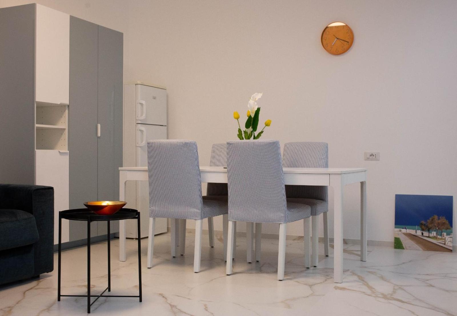 La Casa Di Mest Pepp Monopoli Buitenkant foto