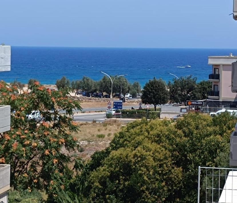 La Casa Di Mest Pepp Monopoli Buitenkant foto