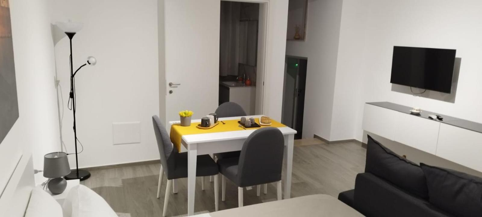 La Casa Di Mest Pepp Monopoli Buitenkant foto